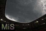 04.06.2025, Fussball UEFA Nations League 2024/25,  Halbfinale, Deutschland - Portugal, in der Allianz-Arena Mnchen. Gewitterwolken ber dem Stadiondach