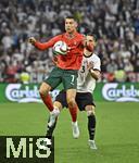 04.06.2025, Fussball UEFA Nations League 2024/25,  Halbfinale, Deutschland - Portugal, in der Allianz-Arena Mnchen. Robin Koch (Deutschland) gegen Cristiano Ronaldo (Portugal) 