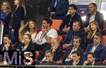 04.06.2025, Fussball UEFA Nations League 2024/25,  Halbfinale, Deutschland - Portugal, in der Allianz-Arena Mnchen. Ehrentribne, mit Ex-Nationalspieler Mats Hummels (oben mitte) mit Freundin Nicola Cavanis. oben rechts: Lothar Matthus mit Begleitung Theresa Sommer,   