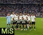 04.06.2025, Fussball UEFA Nations League 2024/25,  Halbfinale, Deutschland - Portugal, in der Allianz-Arena Mnchen. Mannschaftsfoto, hi.vli: Torwart Marc Andre ter-Stegen (Deutschland), Nick Woltemade (Deutschland), Leon Goretzka (Deutschland), Robin Koch (Deutschland), Jonathan Tah (Deutschland), Waldemar Anton (Deutschland), Aleksandar Pavlovic (Deutschland), vorne v.li: Leroy Sane (Deutschland), Maximilian Mittelstdt (Deutschland), Florian Wirtz (Deutschland), Josua Kimmich (Deutschland) 
