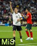 04.06.2025, Fussball UEFA Nations League 2024/25,  Halbfinale, Deutschland - Portugal, in der Allianz-Arena Mnchen. Florian Wirtz (Deutschland) gestikuliert