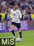 04.06.2025, Fussball UEFA Nations League 2024/25,  Halbfinale, Deutschland - Portugal, in der Allianz-Arena Mnchen. Leroy Sane (Deutschland) am Ball 