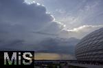 04.06.2025, Fussball UEFA Nations League 2024/25,  Halbfinale, Deutschland - Portugal, in der Allianz-Arena Mnchen. Vor dem Spiel bilden sich starke Gewitterwolken nahe des Stadions.