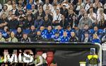 04.06.2025, Fussball UEFA Nations League 2024/25,  Halbfinale, Deutschland - Portugal, in der Allianz-Arena Mnchen. Team-Staff Deutschland hinter der Deutschen Bank. Mit Dr. Philipp Laux (Sportpsychologe), 