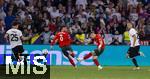 04.06.2025, Fussball UEFA Nations League 2024/25,  Halbfinale, Deutschland - Portugal, in der Allianz-Arena Mnchen. Torschuss von Francisco Conceicao (2.v.re, Portugal) zum 1:1, re: Waldemar Anton (Deutschland) li: Aleksandar Pavlovic (Deutschland), 2.v.li: Bruno Fernandes (Portugal) 