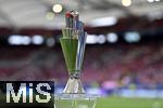 05.06.2025, Fussball UEFA Nations League 2024/25,  Halbfinale, Spanien - Frankreich, in der MHP-Arena Stuttgart, Der Nations League Pokal im Detail