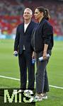 05.06.2025, Fussball UEFA Nations League 2024/25,  Halbfinale, Spanien - Frankreich, in der MHP-Arena Stuttgart, Bastian Schweinsteiger und TV Moderatorin Esther Sedlaczek (beide Deutschland).