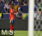 05.06.2025, Fussball UEFA Nations League 2024/25,  Halbfinale, Spanien - Frankreich, in der MHP-Arena Stuttgart, Nico Williams (Spanien) jubelt.