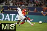 05.06.2025, Fussball UEFA Nations League 2024/25,  Halbfinale, Spanien - Frankreich, in der MHP-Arena Stuttgart, Nico Williams (Spanien) zieht ab und trifft zum 1:0