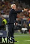 05.06.2025, Fussball UEFA Nations League 2024/25,  Halbfinale, Spanien - Frankreich, in der MHP-Arena Stuttgart, Trainer Didier Deschamps (Frankreich) unzufrieden