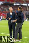 05.06.2025, Fussball UEFA Nations League 2024/25,  Halbfinale, Spanien - Frankreich, in der MHP-Arena Stuttgart, Experte am TV-Mikrofon: Bastian Schweinsteiger (li, ARD) mit Esther Sedlaczek.
