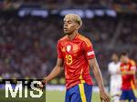 05.06.2025, Fussball UEFA Nations League 2024/25,  Halbfinale, Spanien - Frankreich, in der MHP-Arena Stuttgart, Lamine Yamal (Spanien) nachdenklich 