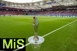 05.06.2025, Fussball UEFA Nations League 2024/25,  Halbfinale, Spanien - Frankreich, in der MHP-Arena Stuttgart,  Der Pokal (Nations-League-Pokal) steht im Stadion bereit. 