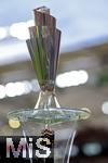 05.06.2025, Fussball UEFA Nations League 2024/25,  Halbfinale, Spanien - Frankreich, in der MHP-Arena Stuttgart,  Der Pokal (Nations-League-Pokal) steht im Stadion bereit. 
