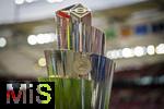 05.06.2025, Fussball UEFA Nations League 2024/25,  Halbfinale, Spanien - Frankreich, in der MHP-Arena Stuttgart,  Der Pokal (Nations-League-Pokal) steht im Stadion bereit.