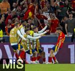 05.06.2025, Fussball UEFA Nations League 2024/25,  Halbfinale, Spanien - Frankreich, in der MHP-Arena Stuttgart,  Torjubel of Spain Pedri (re, Spanien) 