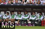 08.06.2025, Fussball UEFA Nations League 2024/25,  Spiel um Platz 3, Deutschland - Frankreich, in der MHP-Arena Stuttgart, Waldemar Anton (Deutschland), Aleksandar Pavlovic (Deutschland), Felix Nmecha (Deutschland), Leroy Sane (Deutschland), Maximilian Mittelstdt (Deutschland) und Serge Gnabry (Deutschland) sitzen auf der Ersatzbank.