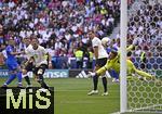 08.06.2025, Fussball UEFA Nations League 2024/25,  Spiel um Platz 3, Deutschland - Frankreich, in der MHP-Arena Stuttgart,Kylian Mbappe (Frankreich) trifft zum 0:1 gegen Torwart Marc Andre ter-Stegen (Deutschland) v.l. Kylian Mbappe (Frankreich), Josua Kimmich (Deutschland), Robin Koch (Deutschland), Leon Goretzka (Deutschland) und Torwart Marc Andre ter-Stegen (Deutschland) 