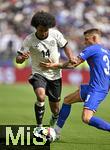 08.06.2025, Fussball UEFA Nations League 2024/25,  Spiel um Platz 3, Deutschland - Frankreich, in der MHP-Arena Stuttgart, v.l. Karim Adeyemi (Deutschland) gegen Lucas Digne (Frankreich) 