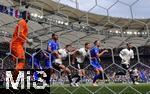 08.06.2025, Fussball UEFA Nations League 2024/25,  Spiel um Platz 3, Deutschland - Frankreich, in der MHP-Arena Stuttgart, v.li: Torwart Mike Maignan (Frankreich), Aurelien Tchouameni (Frankreich), Matteo Guendouzi (Frankreich), Niclas Fllkrug (Deutschland), Leon Goretzka (Deutschland), Deniz Undav (Deutschland) 