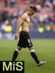 08.06.2025, Fussball UEFA Nations League 2024/25,  Spiel um Platz 3, Deutschland - Frankreich, in der MHP-Arena Stuttgart, Josua Kimmich (Deutschland) nachdenklich ohne Trikot nach dem Spiel 