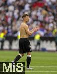08.06.2025, Fussball UEFA Nations League 2024/25,  Spiel um Platz 3, Deutschland - Frankreich, in der MHP-Arena Stuttgart, Josua Kimmich (Deutschland) nachdenklich ohne Trikot nach dem Spiel 