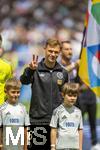 08.06.2025, Fussball UEFA Nations League 2024/25,  Spiel um Platz 3, Deutschland - Frankreich, in der MHP-Arena Stuttgart, Josua Kimmich (Deutschland) winkt 