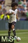 08.06.2025, Fussball UEFA Nations League 2024/25,  Spiel um Platz 3, Deutschland - Frankreich, in der MHP-Arena Stuttgart, Karim Adeyemi (Deutschland) am Ball 
