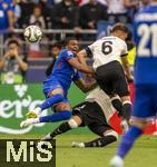08.06.2025, Fussball UEFA Nations League 2024/25,  Spiel um Platz 3, Deutschland - Frankreich, in der MHP-Arena Stuttgart, li: Michael Olise (Frankreich) gegenm Josua Kimmich (Deutschland) und Robin Koch (Deutschland) 