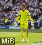 08.06.2025, Fussball UEFA Nations League 2024/25,  Spiel um Platz 3, Deutschland - Frankreich, in der MHP-Arena Stuttgart, Torwart Marc Andre ter-Stegen (Deutschland) gibt Anweisungen.