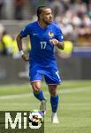 08.06.2025, Fussball UEFA Nations League 2024/25,  Spiel um Platz 3, Deutschland - Frankreich, in der MHP-Arena Stuttgart, Malo Gusto (Frankreich) am Ball 