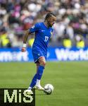 08.06.2025, Fussball UEFA Nations League 2024/25,  Spiel um Platz 3, Deutschland - Frankreich, in der MHP-Arena Stuttgart, Malo Gusto (Frankreich) am Ball 