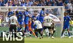 08.06.2025, Fussball UEFA Nations League 2024/25,  Spiel um Platz 3, Deutschland - Frankreich, in der MHP-Arena Stuttgart, Freistoss gegen die Franzsische Mauer. Randal Kolo Muani (Frankreich), Adrien Rabiot (Frankreich), Florian Wirtz (Deutschland) Loic Bade (Frankreich) 