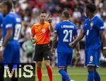 08.06.2025, Fussball UEFA Nations League 2024/25,  Spiel um Platz 3, Deutschland - Frankreich, in der MHP-Arena Stuttgart, Schiedsrichter Ivan Kruzliak (SVK) zeigt auf Lucas Hernandez (Frankreich) 