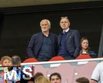 08.06.2025, Fussball UEFA Nations League 2024/25,  Spiel um Platz 3, Deutschland - Frankreich, in der MHP-Arena Stuttgart, v.li: Sportdirektor Rudi Vller (Deutschland), DFB Prsident Bernd Neuendorf (Deutschland) auf der Tribne.