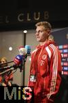 15.06.2025, Cincinnati (USA), FIFA Club World Cup 2025, Gruppe C, FC Bayern Mnchen Pressekonferenz vor dem Spiel gegen Auckland City im TQL Stadium, Josip Stanisic (Bayern Mnchen) beim Pressegesprch.