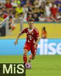 21.06.2025, FIFA Club World Cup 2025, Gruppe C, FC Bayern Mnchen - CA Boca Juniors, im Hard-Rock-Stadium in Miami, Florida (USA),  Joshua Kimmich (FC Bayern Mnchen) am Ball 