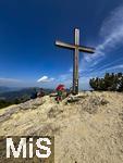 21.06.2025, Wandern im Allgu bei Oberjoch, Gipfelkreuz vom Berg Iseler,  Er ist der Hausberg von Oberjoch und Bad Hindelang. 