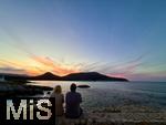 23.06.2025,  Beliebtes Reiseziel der Deutschen, Mallorca. Hier in Cala Ratjada, Sonnenuntergang an der Cala Agulla.