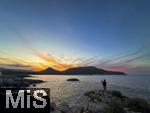 23.06.2025,  Beliebtes Reiseziel der Deutschen, Mallorca. Hier in Cala Ratjada, Sonnenuntergang an der Cala Agulla.
