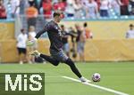 29.06.2025, FIFA Club World Cup 2025, Achtelfinale, CR Flamengo Rio de Janeiro - FC Bayern Mnchen, im Hard Rock Stadium (Miami Gardens, FL), Torwart Manuel Neuer (FC Bayern Mnchen) beim Aufwrmen 
