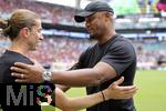 29.06.2025, FIFA Club World Cup 2025, Achtelfinale, CR Flamengo Rio de Janeiro - FC Bayern Mnchen, im Hard Rock Stadium (Miami Gardens, FL), shakehands von links:  Trainer FILIPE LUIS (Flamengo) mit Trainer Vincent Kompany (FC Bayern Mnchen) 