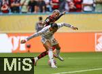 29.06.2025, FIFA Club World Cup 2025, Achtelfinale, CR Flamengo Rio de Janeiro - FC Bayern Mnchen, im Hard Rock Stadium (Miami Gardens, FL), v.li: WESLEY (Flamengo) gegen Leroy Sane (Bayern Mnchen).