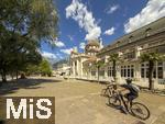 29.6.2025, Meran in Sdtirol, Italien. Das Kurhaus in der Stadtmitte.