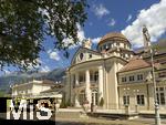 29.6.2025, Meran in Sdtirol, Italien. Das Kurhaus in der Stadtmitte.
