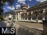29.6.2025, Meran in S�dtirol, Italien. Innenstadt Meran, Das historische Kurhaus von Meran an der Fussg�ngerpromenade.