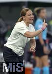 04.07.2025, UEFA Frauen-Europameisterschaft 2025 in der Schweiz. Spieltag 1, Vorrunde, Deutschland - Polen, im Kybunpark (St. Gallen, Schweiz). Trainerin Nina Patalon (Polen)
