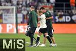 04.07.2025, UEFA Frauen-Europameisterschaft 2025 in der Schweiz. Spieltag 1, Vorrunde, Deutschland - Polen, im Kybunpark (St. Gallen, Schweiz). unter Trnern muss Giulia Gwinn (Deutschland) verletzt vom Spielfeld gehen