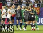 04.07.2025, UEFA Frauen-Europameisterschaft 2025 in der Schweiz. Spieltag 1, Vorrunde, Deutschland - Polen, im Kybunpark (St. Gallen, Schweiz). Schlussjubel der Deutschen nach dem Spiel, Giovanna Hoffmann (Deutschland), Torhterin Stina Johannes (Deutschland), Selina Cerci (Deutschland), Giovanna Hoffmann (Deutschland), Sophia Kleinherne (Deutschland), 