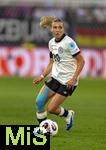 04.07.2025, UEFA Frauen-Europameisterschaft 2025 in der Schweiz. Spieltag 1, Vorrunde, Deutschland - Polen, im Kybunpark (St. Gallen, Schweiz). Elisa Sen (Deutschland) am Ball 